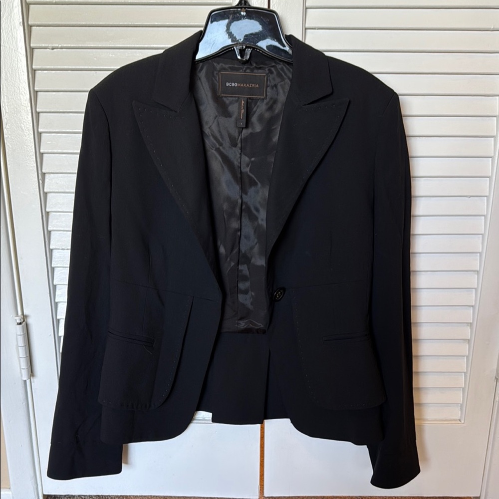 BCBGMaxAzria Black Tailored Blazer